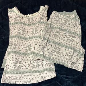 Penguin Print Pajama Set